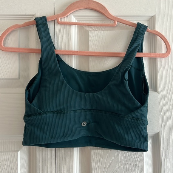 Lululemon Ribbed Sports Bra Size 6 - Picture 2 of 6
